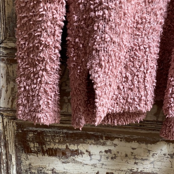 Hollister Cardigan Sweater with Plush Texture, Peach Color, Size S - Picture 3 of 6